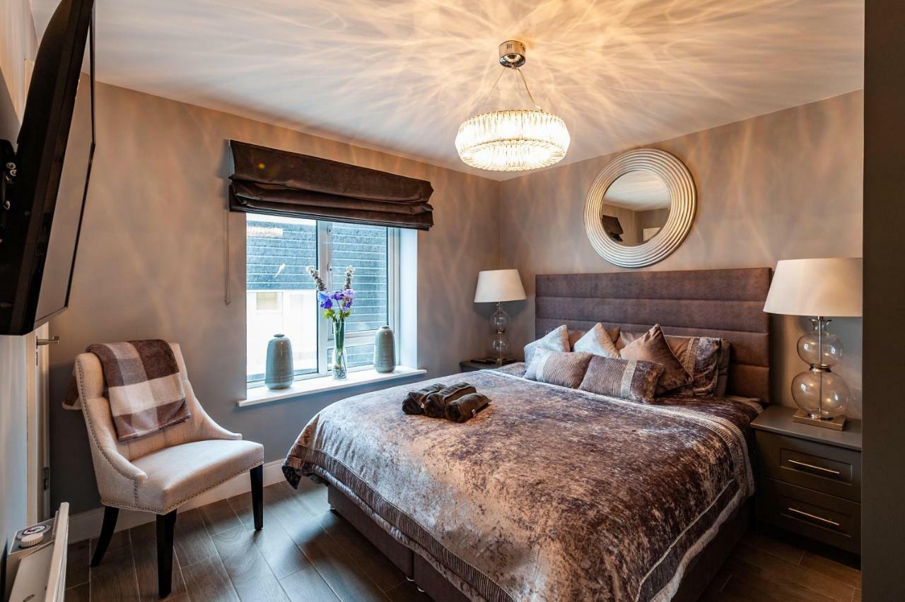 The Town House Kinsale, Hosted By Exquisite Holiday Homes, Sleeps 16 Exterior photo