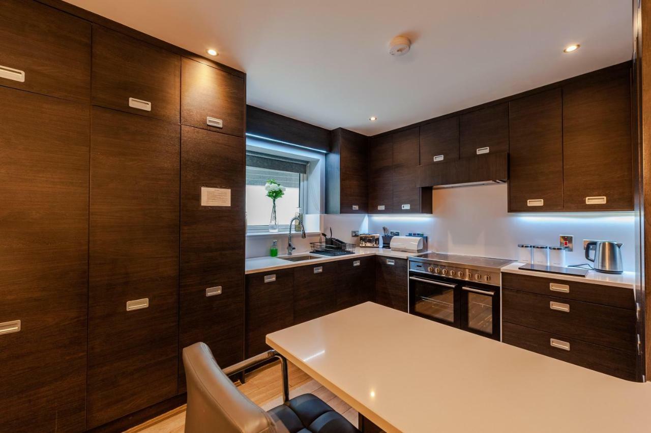 The Town House Kinsale, Hosted By Exquisite Holiday Homes, Sleeps 16 Exterior photo