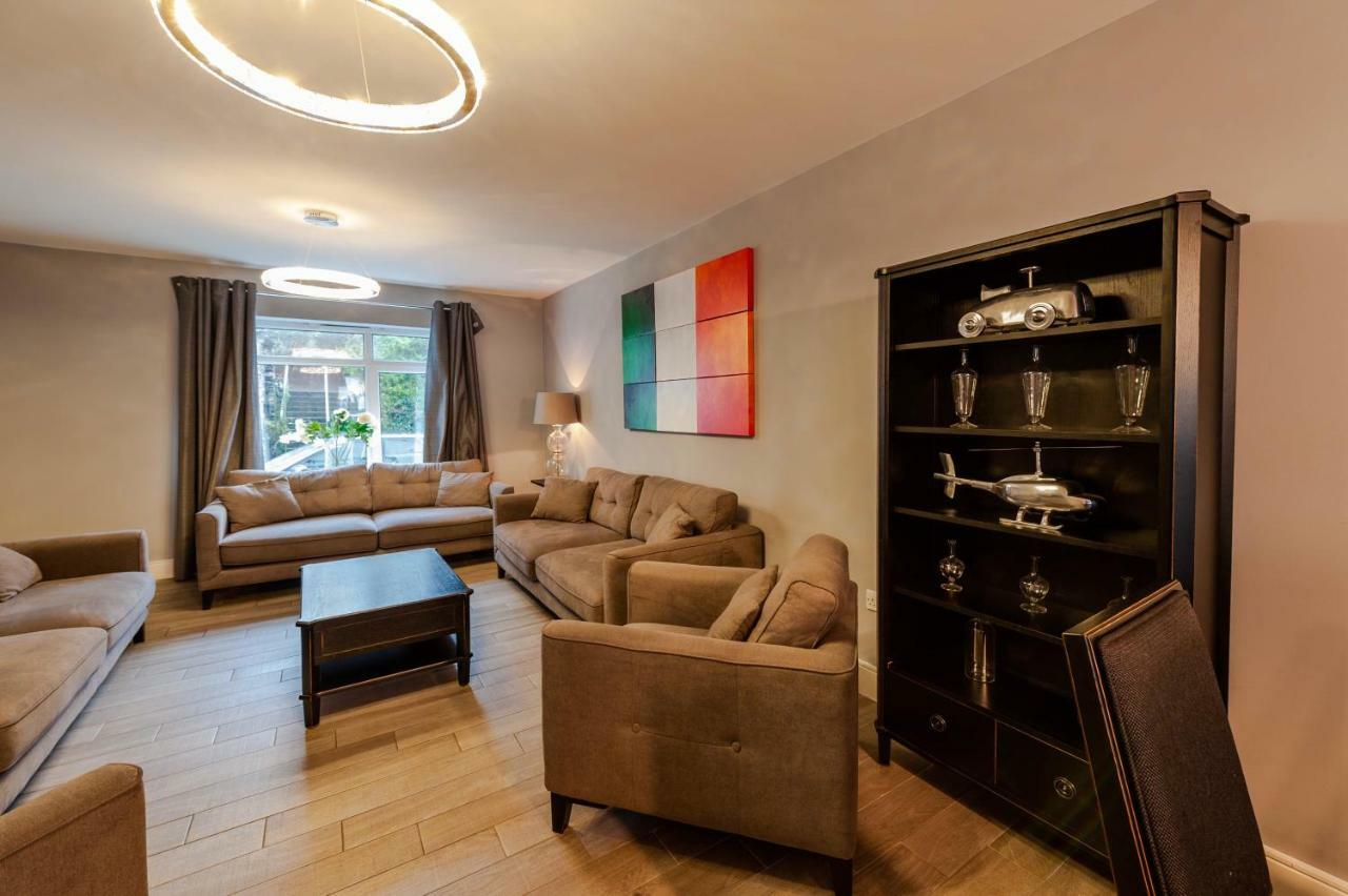The Town House Kinsale, Hosted By Exquisite Holiday Homes, Sleeps 16 Exterior photo